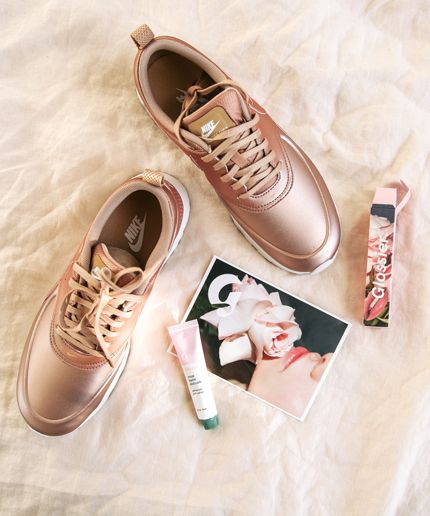 nike rose gold sneakers