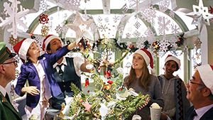 Wes Anderson Directs A Holiday Film For H&m