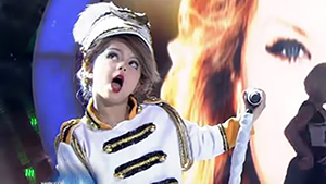 Taylor Swift's Filipino Mini-me Has Become A Viral Sensation!