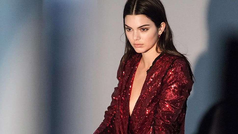 This Is How Kendall Jenner Prepares Herself For Fashion Week