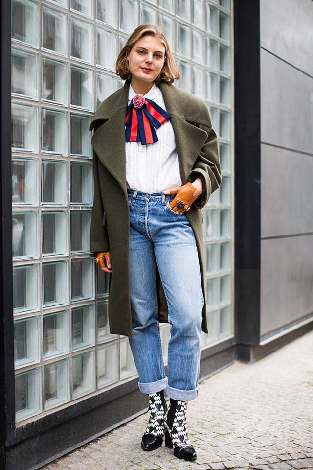 17 Chic Denim And White Outfit Combos To Cop This Summer