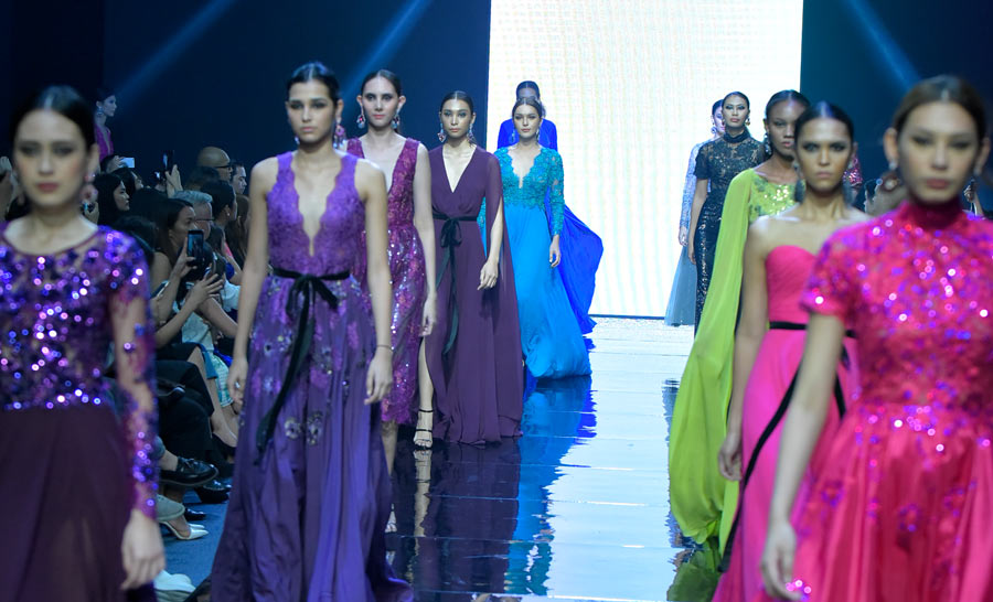 Manila Fashion Fest - The Next: Veejay Floresca’s Enchanted