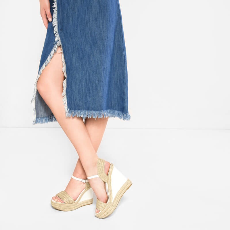 20 Pairs Of Wedge-heeled Espadrilles To 