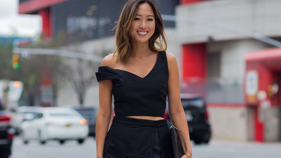 7 Tips On How To Wear Black This Summer