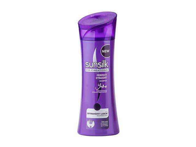 Shampoo that outlet makes hair straight