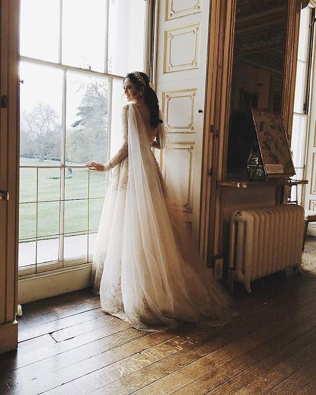 timeless wedding dress