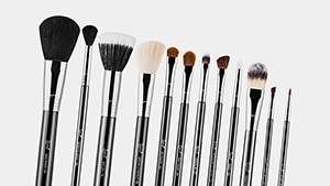 5 Signs It's Time To Replace Your Makeup Brushes