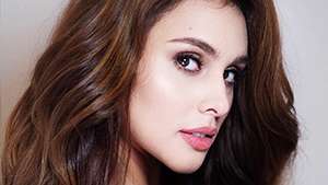 How Max Collins Takes Care Of Her Combination Skin