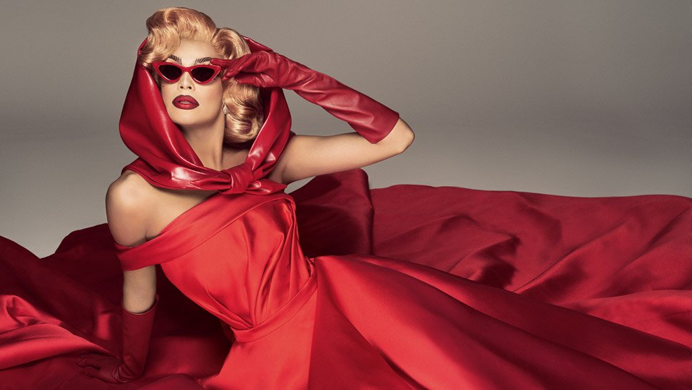 We Shot an Old Hollywood-Themed Editorial with Valentina