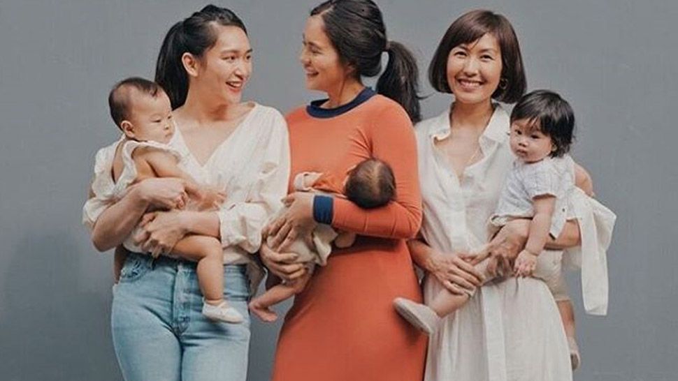 10 Stylish Ways To Pose With Your Baby On Instagram
