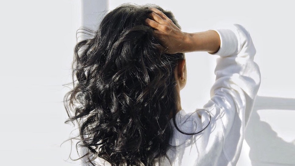 What Causes Hair Fall And How Can You Avoid It?