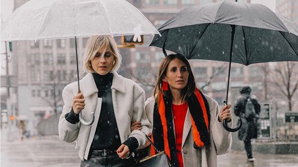 12 Stylish Rainy Day Outfits To Keep You Cozy Indoors