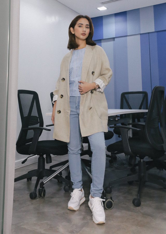 sneakers office wear