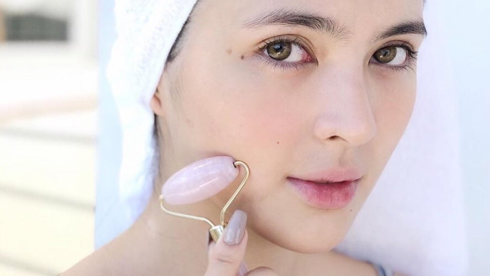 What Is A Face Roller And Can It Really Make You Look Younger?