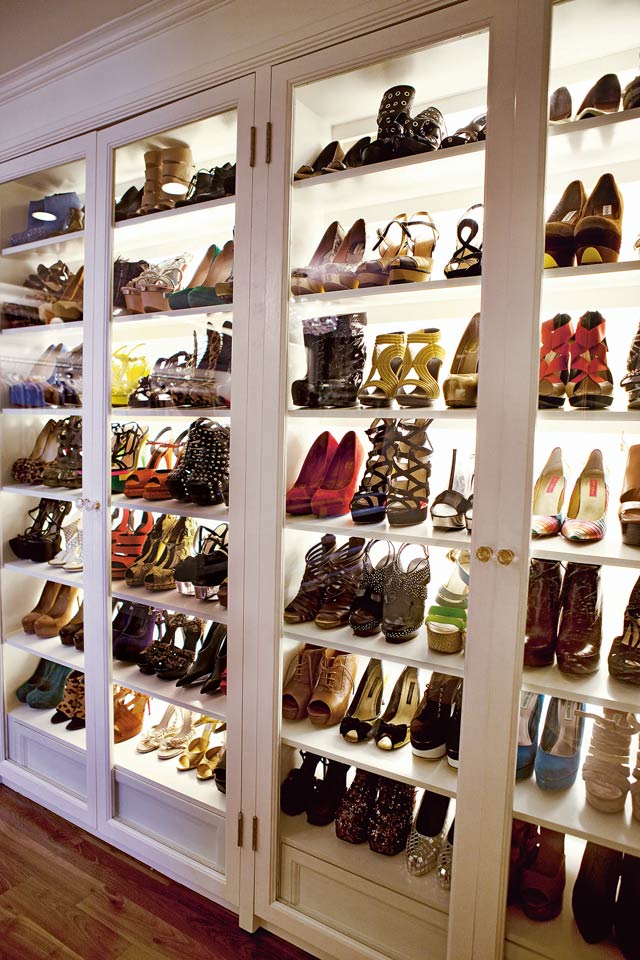 shoes room