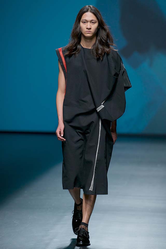 Filipino Designer Renz Reyes Catches the Attention of Vogue | Preview.ph