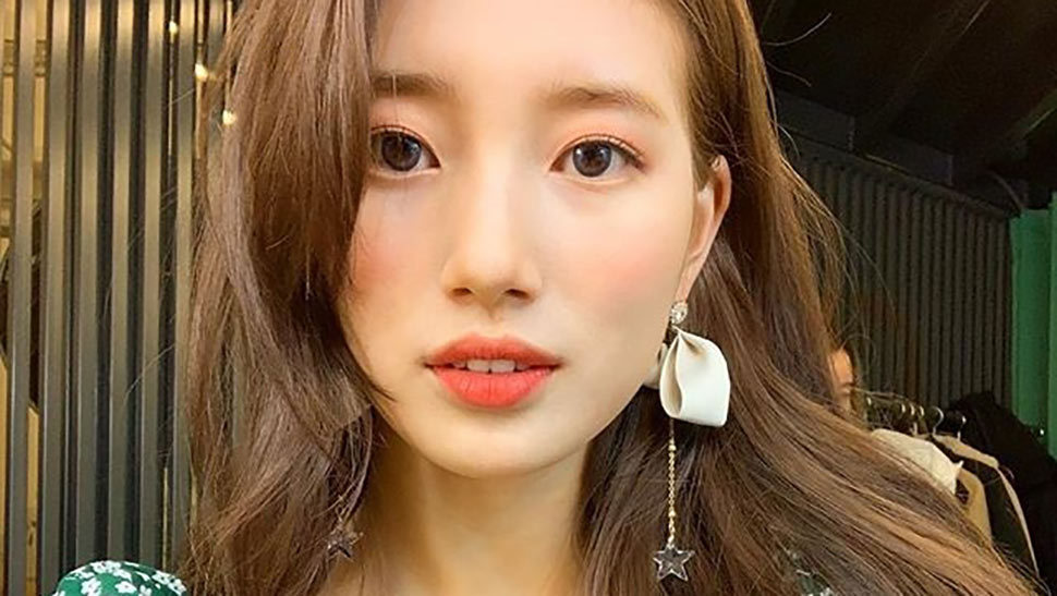 Here's The K-beauty Way To Wear Living Coral Makeup