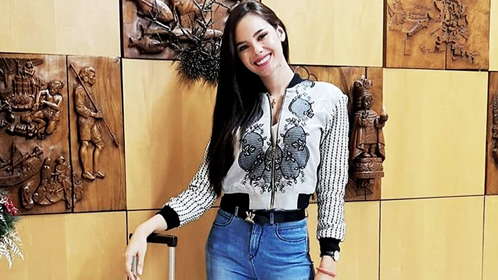 Lotd: Catriona Gray Has A Modern Way To Wear A Barong