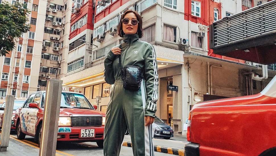 3 Sporty Ways To Pull Off Monochrome Dressing, According To Laureen Uy