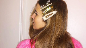 These Gorgeous Photos Will Finally Convince You To Wear Hair Barrettes