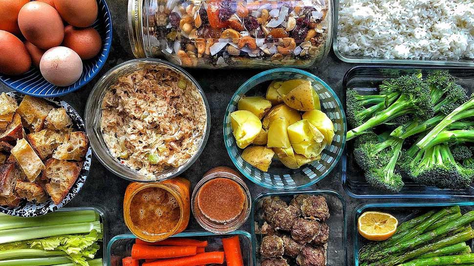 5 Instagram Accounts to Follow If You Want to Learn Meal Prepping