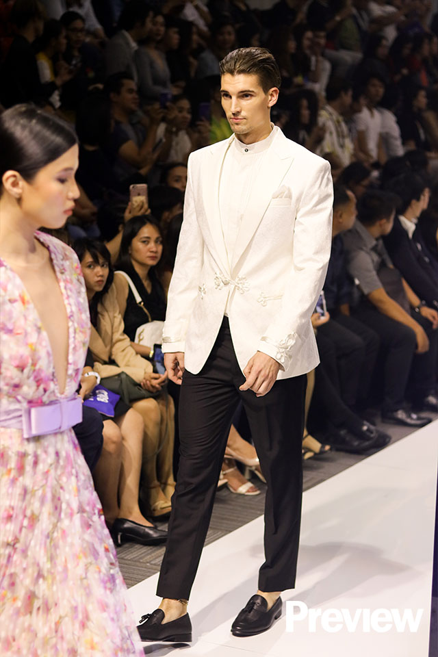 Philipp Rodriguez for Panasonic Manila Fashion Fest | Preview.ph