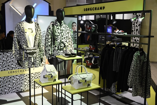 9 Cool Ways To Syle Longchamp s Ultra current New Collection Preview.ph