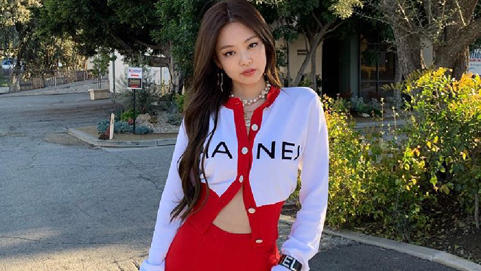 Did You Notice This Styling Trick Blackpink's Jennie Has Been Working Lately?
