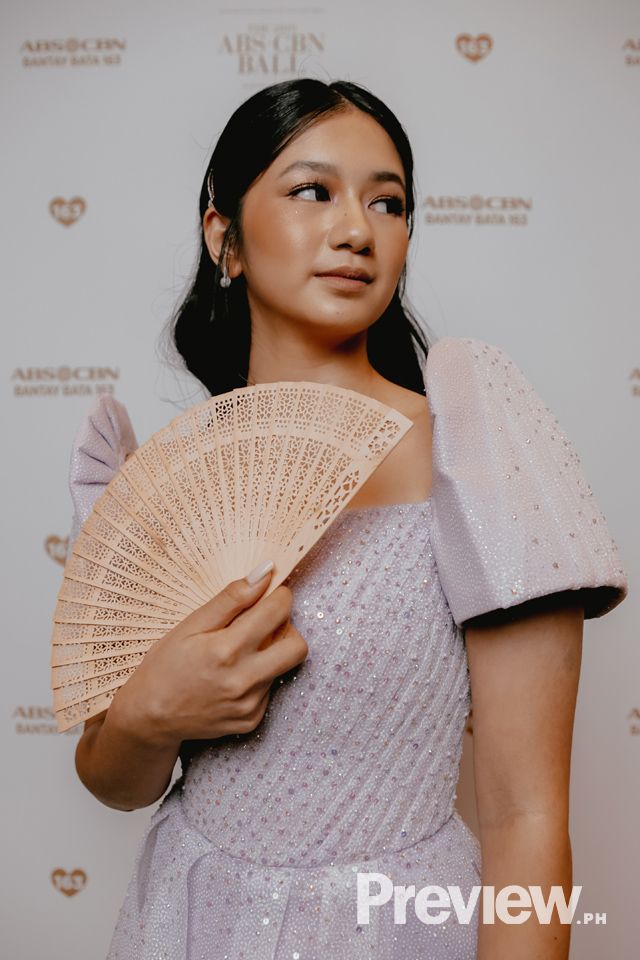 Abs Cbn Ball 2019 Celebrities Pose With Vegetables Fan Parasol Preview Ph