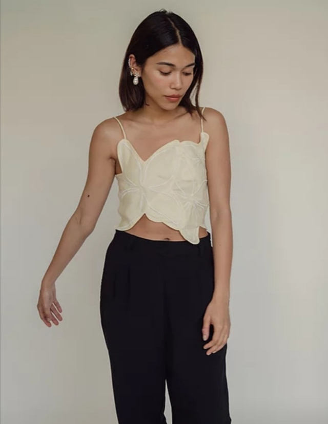 Julia Barretto Exact Backless Top | Preview.ph