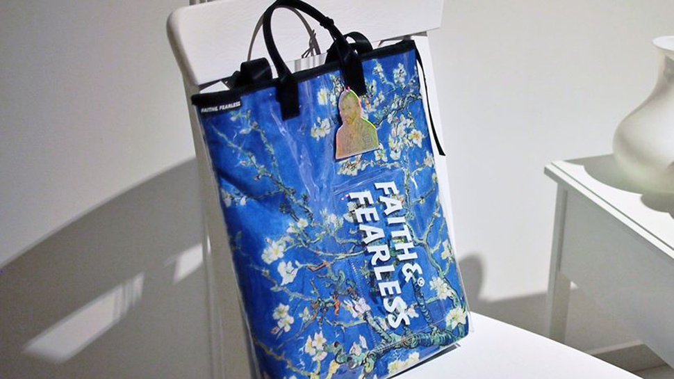 These Artsy Tote Bags Feature Van Gogh's Most Famous Paintings