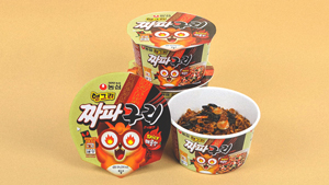 Parasite Fans, This New Cup Noodles Combines Chapagetti + Neoguri Ramen In One Bowl