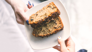 This Easy Banana Bread Recipe Is Perfect For Newbie Bakers