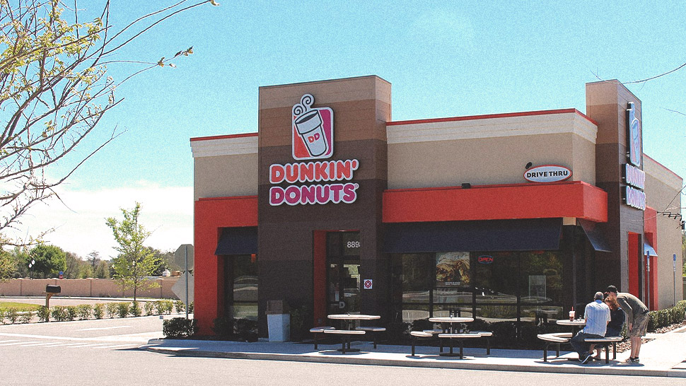 Dunkin' Donuts Is Closing More Than 400 Stores in the U.S.