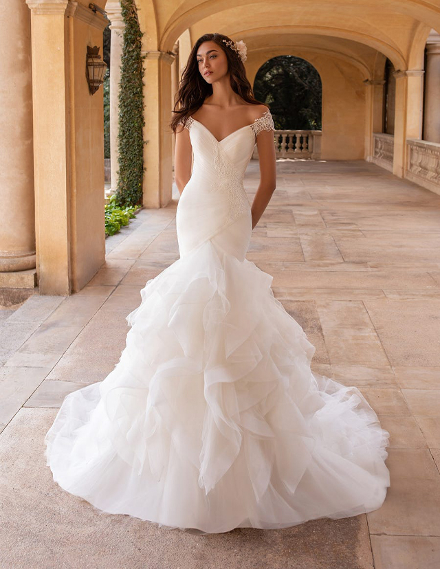 wedding gown designs for plus size brides