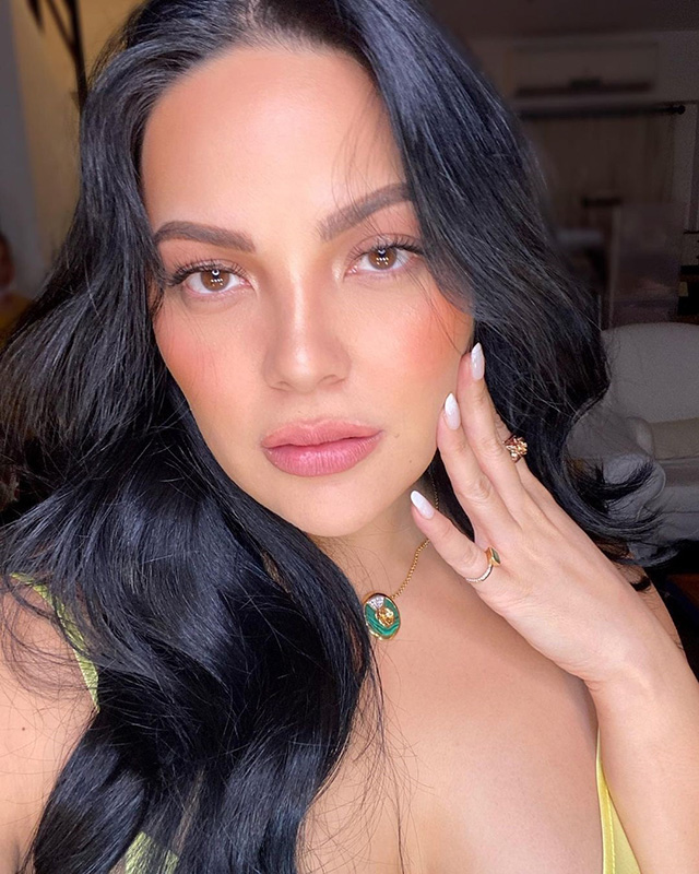 LOOK: KC Concepcion Sells Jewelry for Typhoon Ulysses Relief | Preview.ph