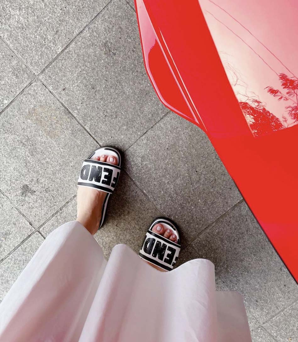 Look: Jinkee Pacquiao's Designer Slippers And How Much They Cost