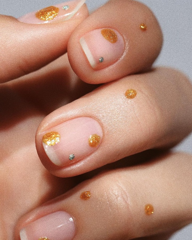 Minimalist Nail Art Ideas for Summer | Preview.ph