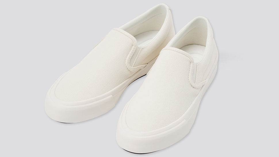 Uniqlo's Cotton Canvas Slip-ons Are The Perfect Sneakers For Minimalists