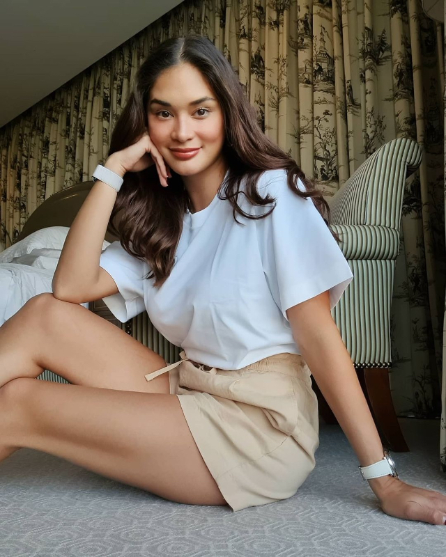 Pia Wurtzbach's White Casual Outfits | Preview.ph