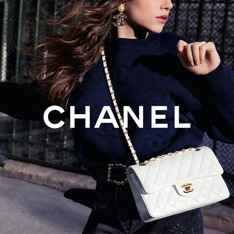 what is the Chanel flap bag