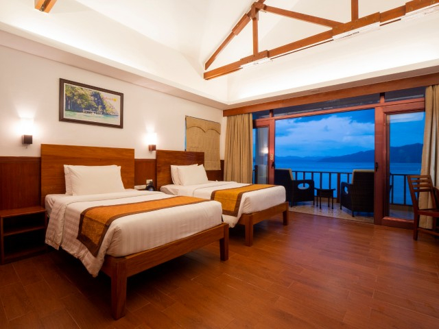 Sunlight Ecotourism Island Resort Palawan