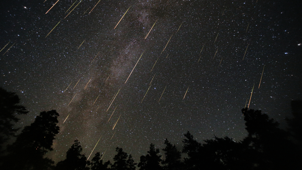 Mark Your Calendars: A Bright Meteor Shower Will Light Up The Sky This Week
