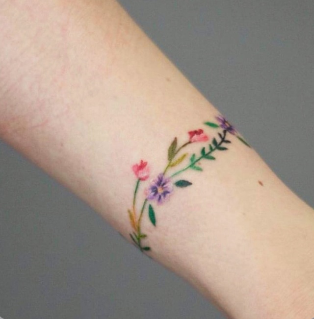 How to Make Temporary Tattoos Look Real – Momentary Ink
