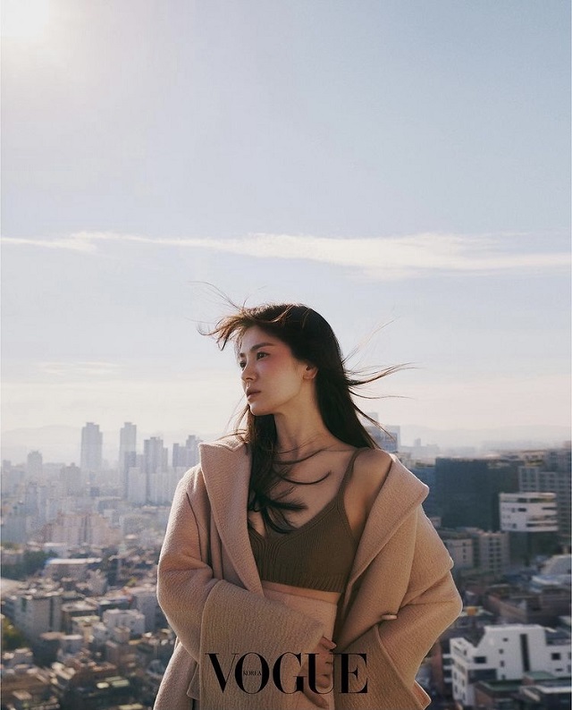 Song Hye Kyo's Beautiful Photos Taken At Sunrise With Vogue Korea