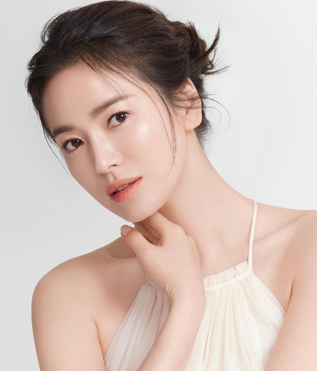 straight brows korean actresses