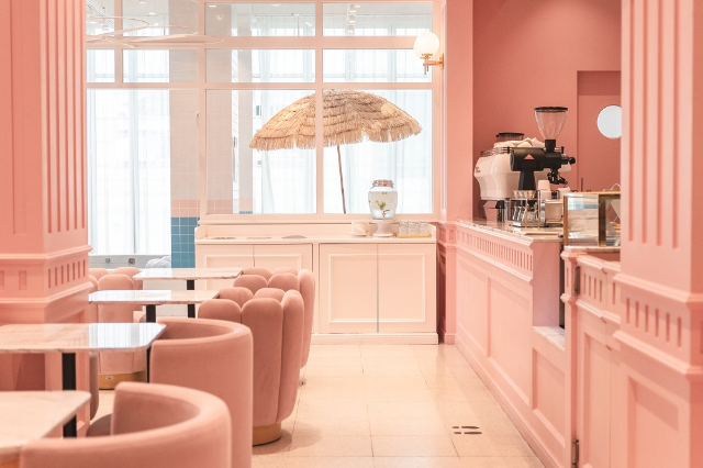 pink pool cafe seoul
