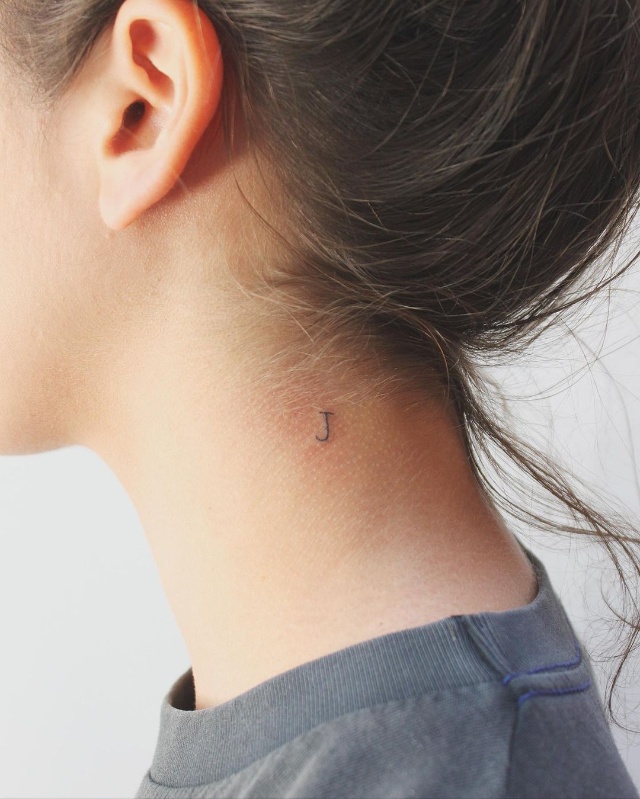 neck tattoo design ideas for women