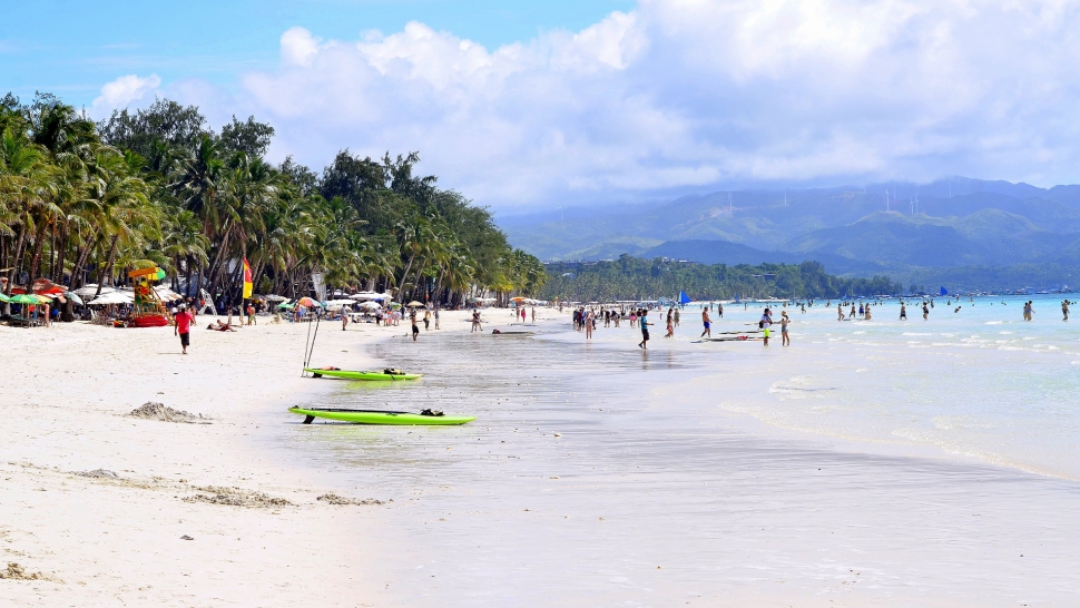 Boracay Drops Covid-19 Test Requirement For Fully Vaccinated Travelers