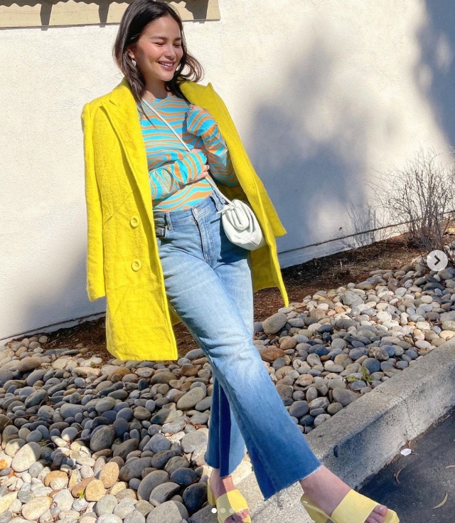 10 Ways To Style High-waisted Jeans, As Seen On Influencers